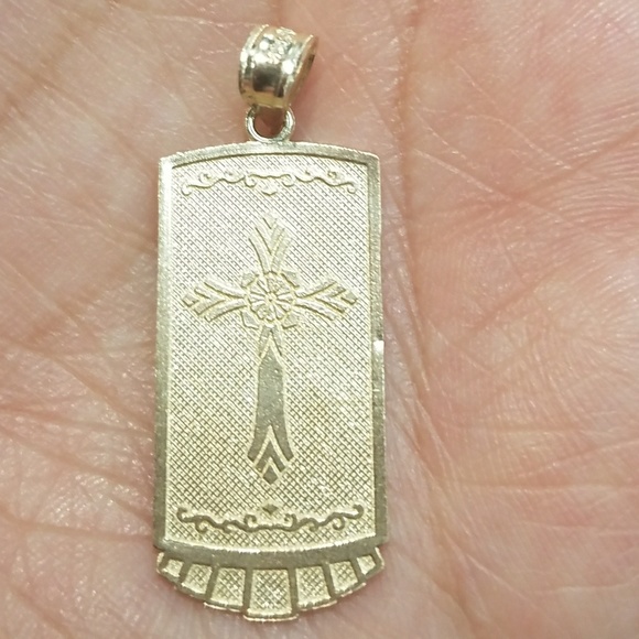 Solid Real 14k Yellow Gold good luck Pendant - Picture 4 of 6
